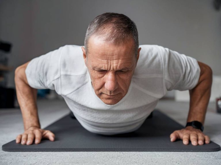 Comment entretenir sa forme physique après 70 ans