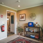 les équipements de sécurité essentiels dans une maison de senior