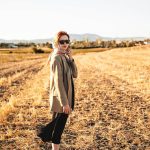 Voyage pour célibataire de 50 ans et plus : destinations sûres et chaleureuses