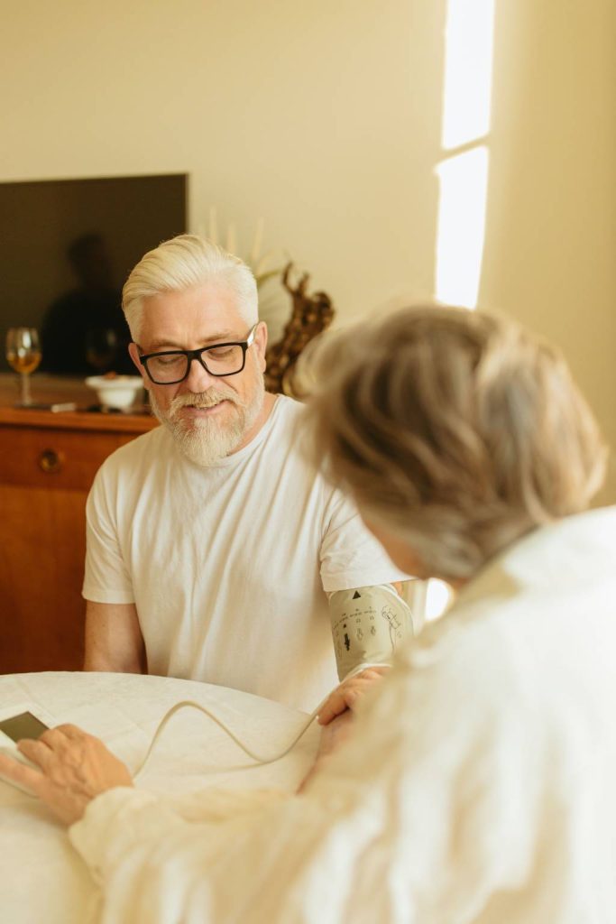 Mutuelle senior APRIL : comment choisir une couverture santé adaptée après 55 ans ?